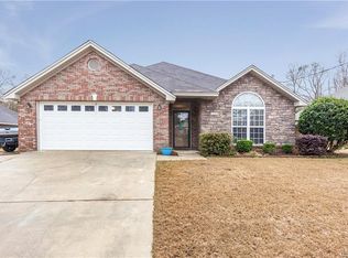 228 Homewood Dr, Millbrook, AL 36054