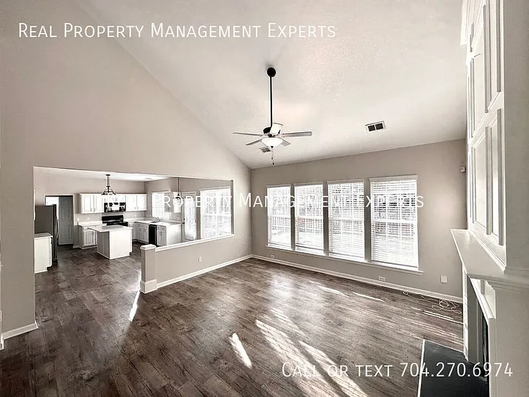 18124 Harbor Mist Rd — Photo 9