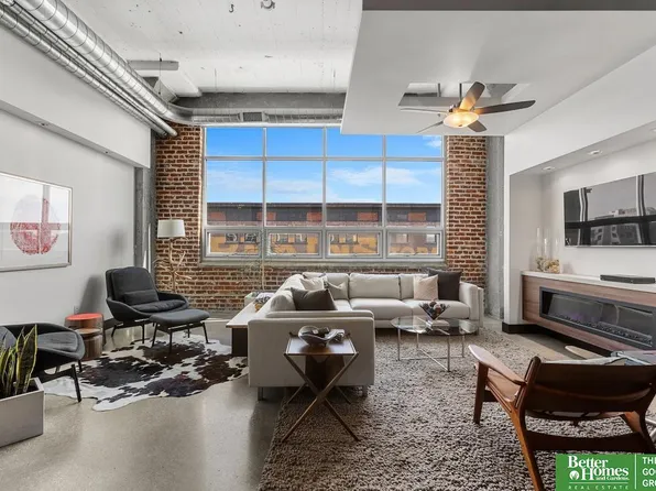 1502 Jones St APT 403, Omaha, NE 68102