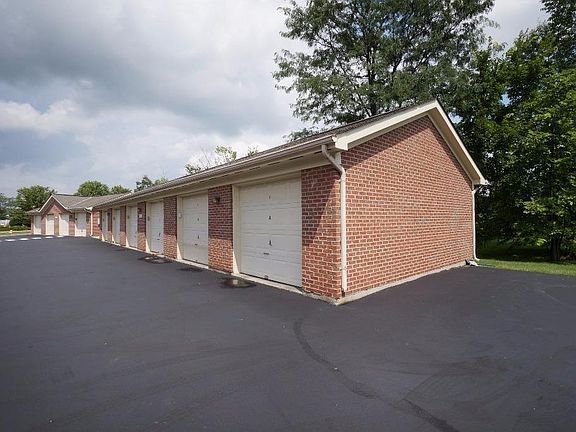 3rd image of 7331 Chatham Ct APT E