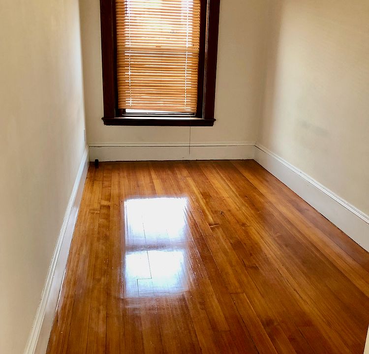2nd image of 849 Beacon St APT 7