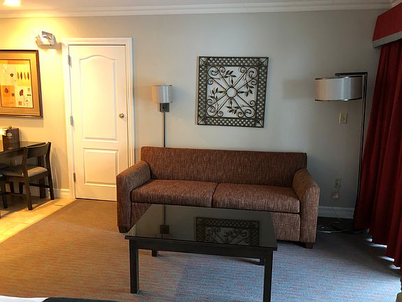 5th image of 2 Chamonix Dr Unit 222
