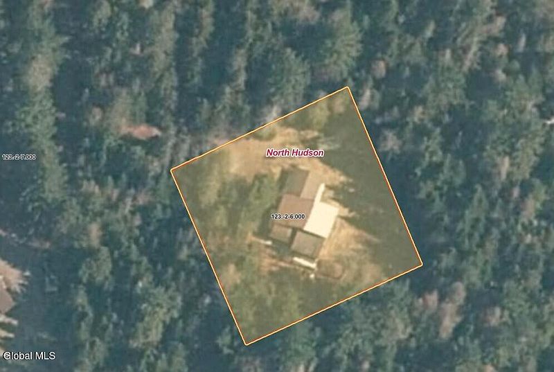 2nd image of 1830 Blue Ridge Road