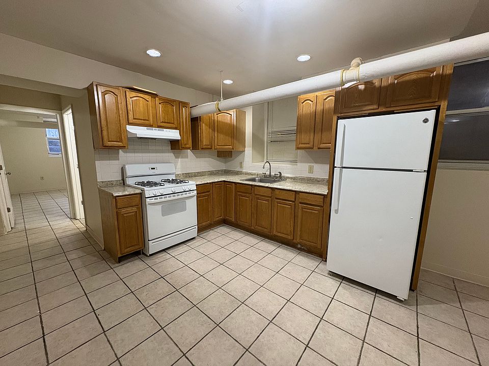 1st image of 160 Avenue C #A