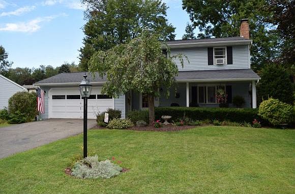 1st image of 77 Matthew Dr