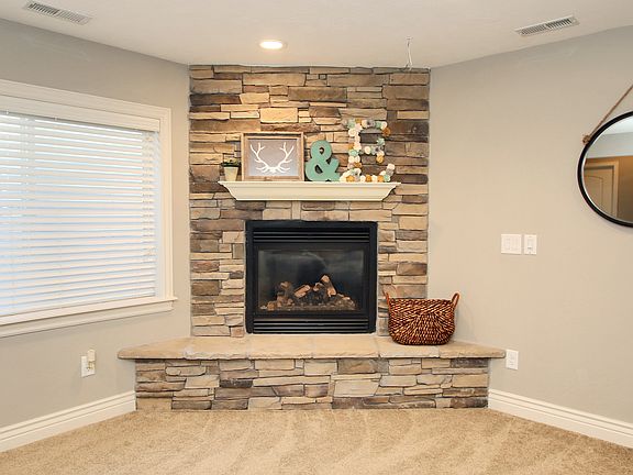 4th image of 4632 W Flintlock Way