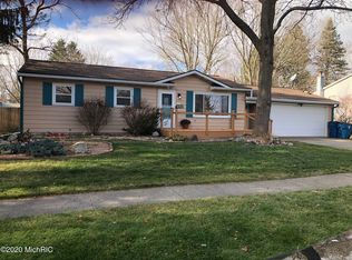 2701 Chaparral St, Kalamazoo, MI 49006