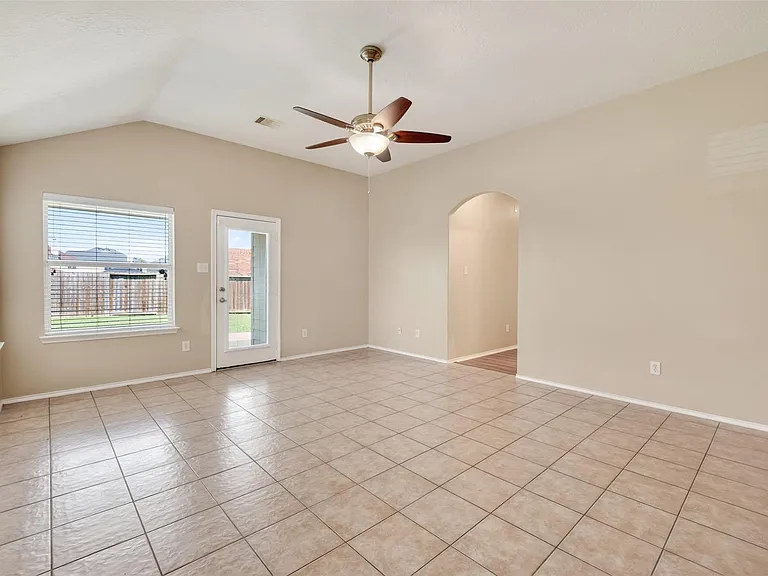 2507 Cypress Springs Ct — Photo 27