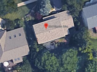 1016 Stanton Dr, Naperville, IL