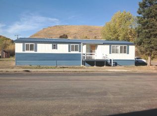 102 Main St, Belt, MT 59412