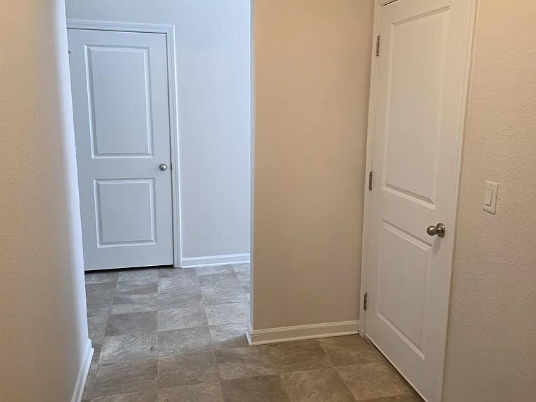 2537 Wisdom Ct — Photo 13