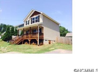 665 Sand Hill Rd, Asheville, NC 28806