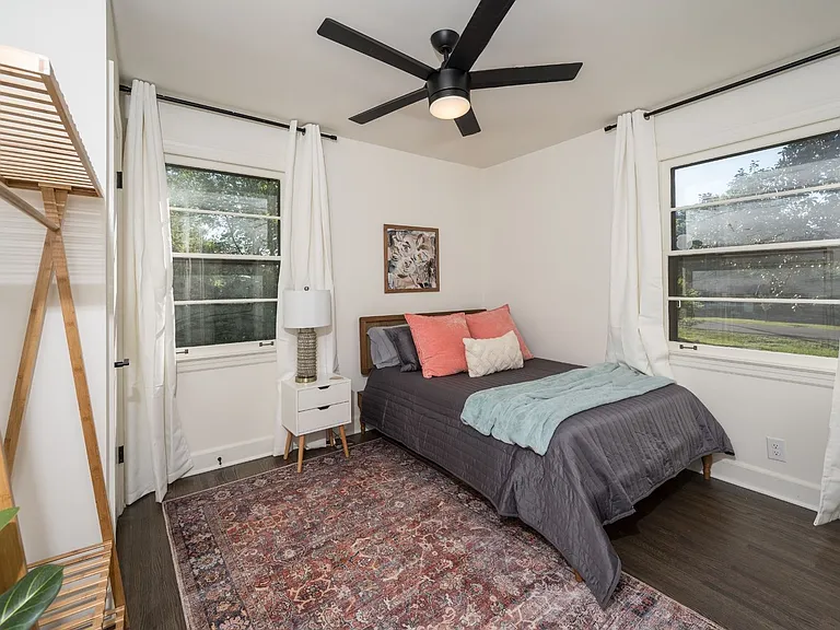 504 Bismark Dr — Photo 20