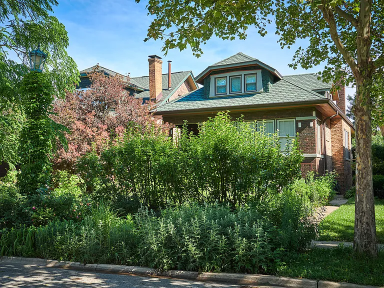 216 Le Moyne Pkwy — Photo 2