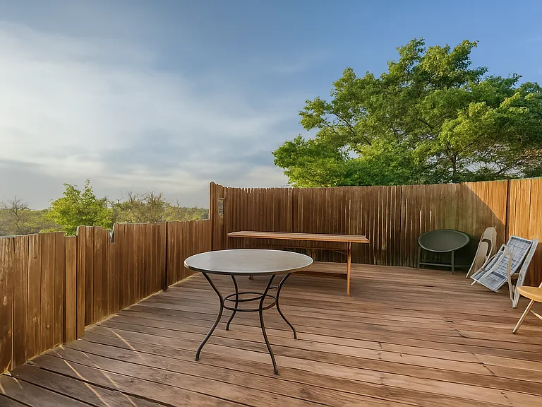 Spacious shared rooftop deck_perfect for morning coffee, sunset lounging, or soaking in the fresh air under the open sky. Here you can enjoy the views of Denver!