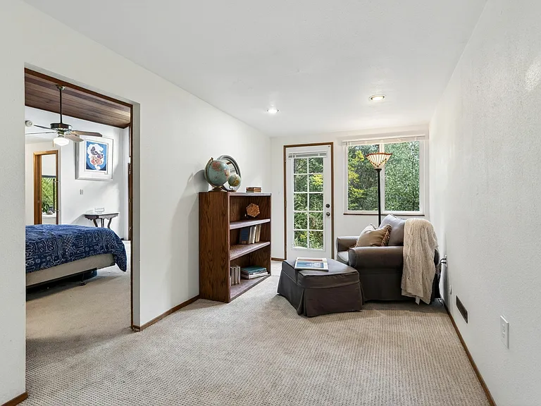 2348 Mill Creek Ln — Photo 10