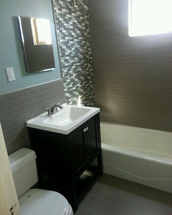 2nd image of 254 Belgrade Ave APT 1R