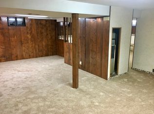 208 W Knights Rd, Sandwich, IL 60548