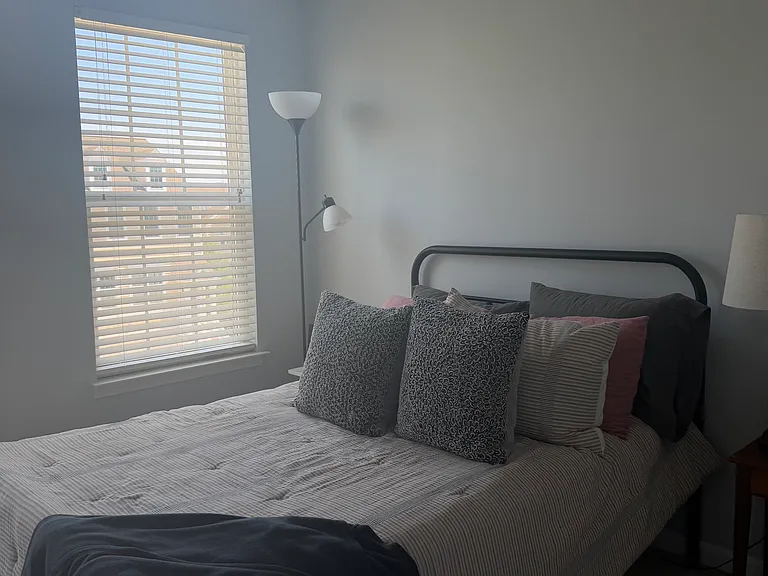 615 Ellison Dr — Photo 7