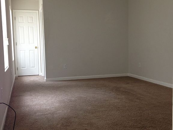 5th image of 536 Euclid Ave #B