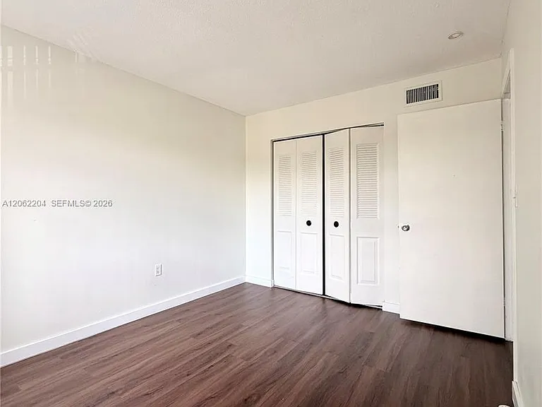 10431 N Kendall Dr #D314 — Photo 13