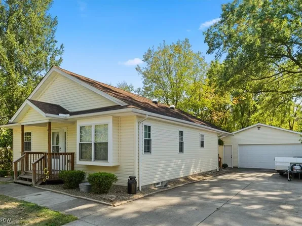 2332 Hillstock Ave, Akron, OH 44312