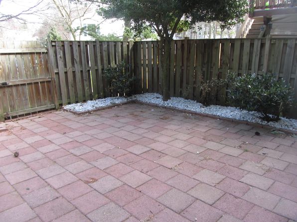 1672 Wilkshire Dr, Crofton, MD 21114