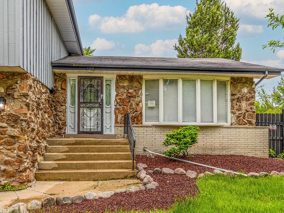 1st image of 17108 Evans Dr