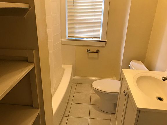 3rd image of 91 S Angell St Floor 1