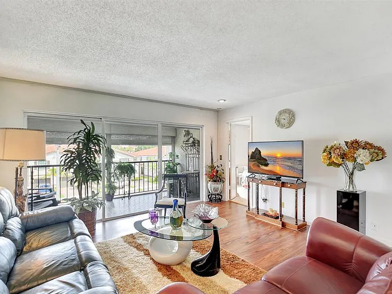4070 Tivoli Ct #307 — Photo 18