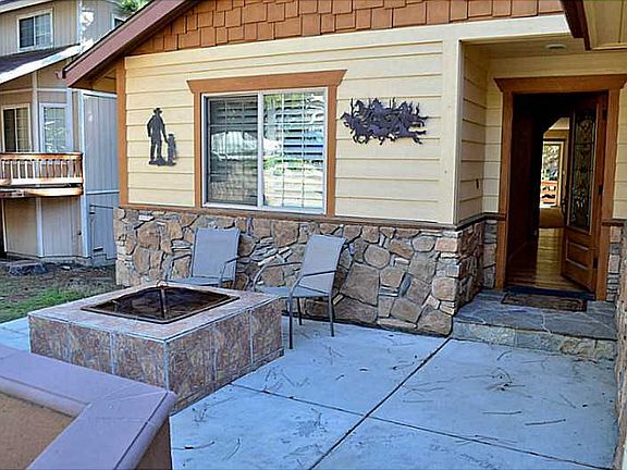 2nd image of 31061 Wild Oak Dr