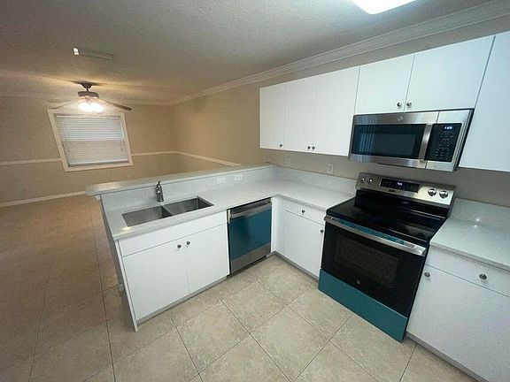 3rd image of 6639 Duval Ave #0