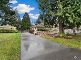 1402 N 28th St, Renton, WA 98056