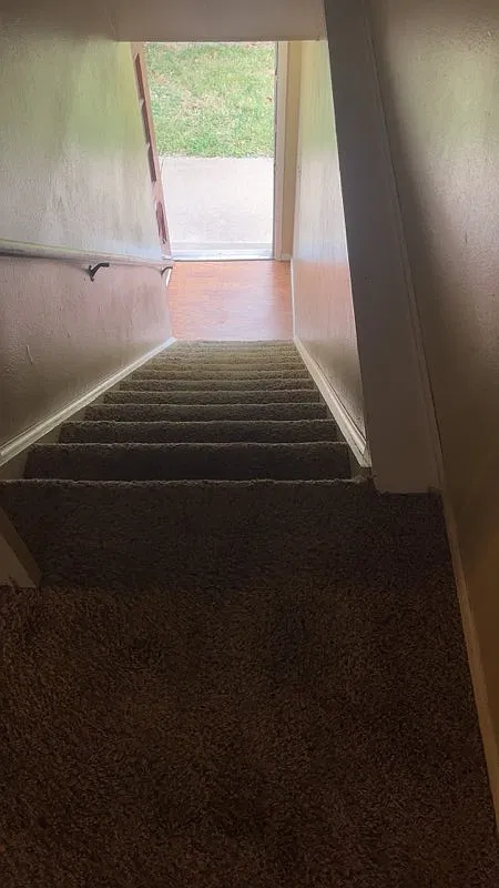 2 bed, $850 — Photo 2