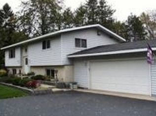 25120 W Grass Lake Rd, Antioch, IL 60002