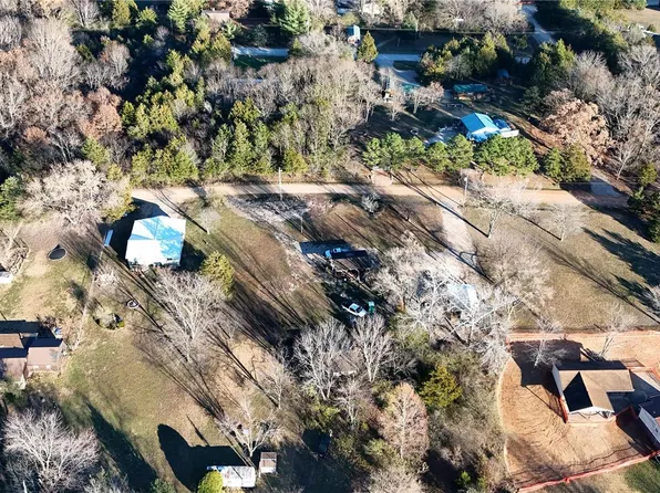 9436 Cable Dr, Bonne Terre, MO 63628