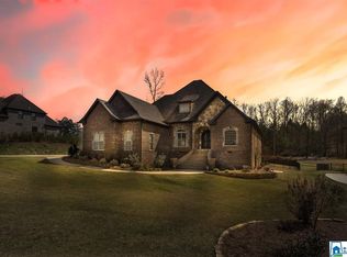 155 Rome Beauty Cir, Oxford, AL 36203