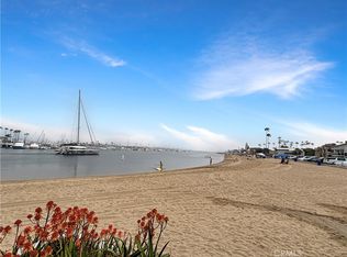 211 19th St, Newport Beach, CA 92663