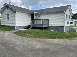 144 Cross St, Rossville, GA 30741