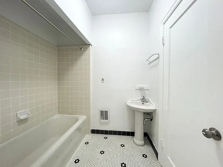 34 13th Street — Photo 6