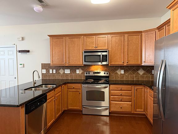 3rd image of 1109 Somers Dr