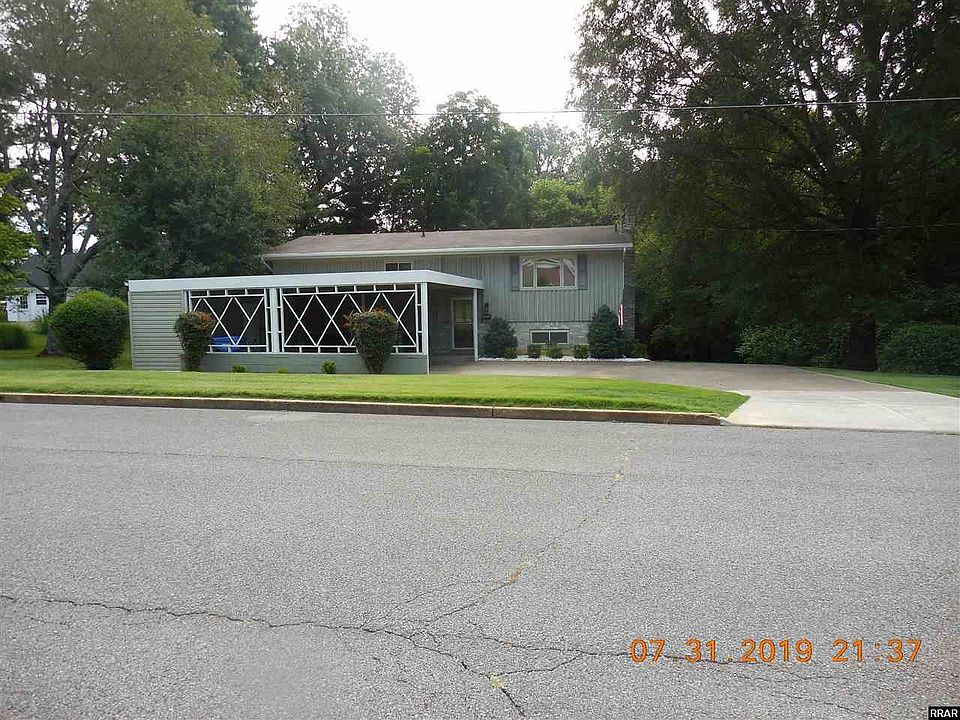 1st image of 1115 Magnolia Dr