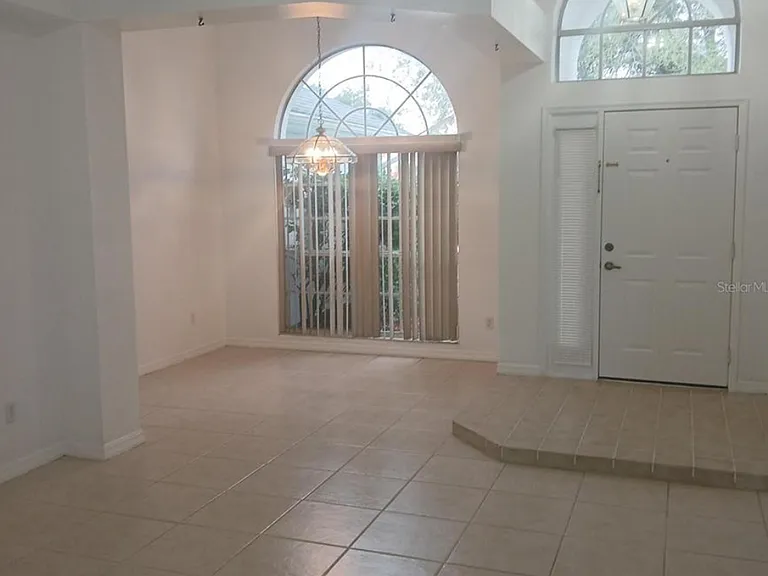 2323 Laurel Pine Ln — Photo 2