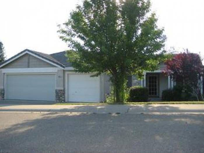 1st image of 4477 Voltaire Dr