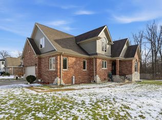 388 Preserve Ln, Wood Dale, IL 60191