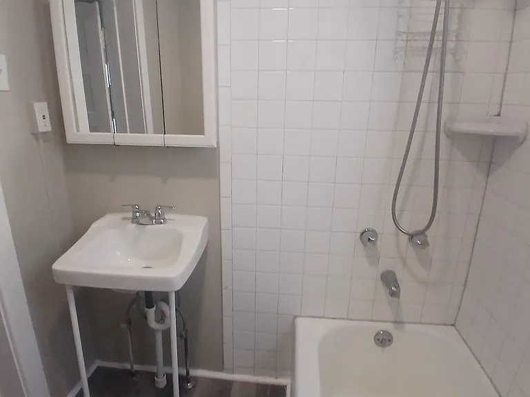 1824 Freemansburg Ave #1 — Photo 9