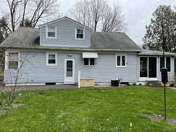3rd image of 209 Washington Blvd