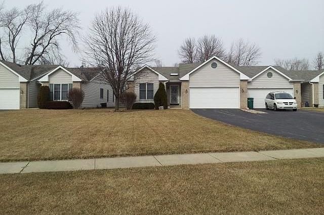 1st image of 944 W 87th Ave