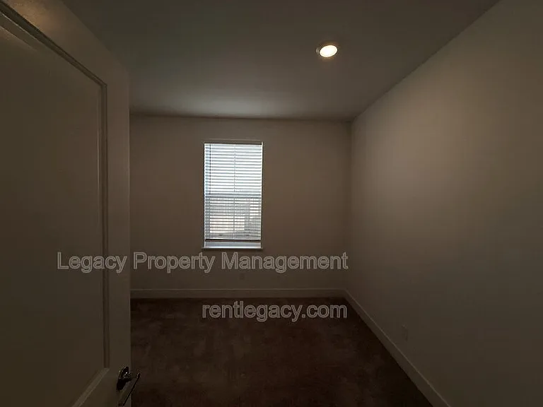 8332 Taylormade Way — Photo 13