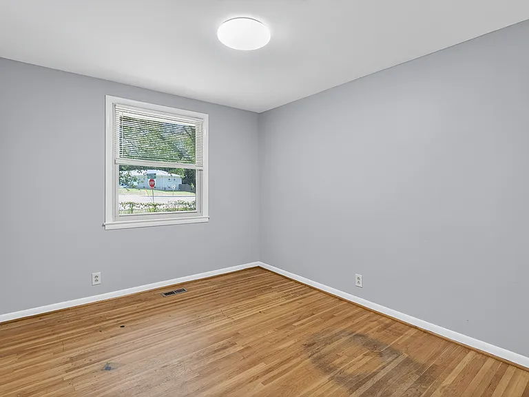 246 Bonnabrook Dr — Photo 13